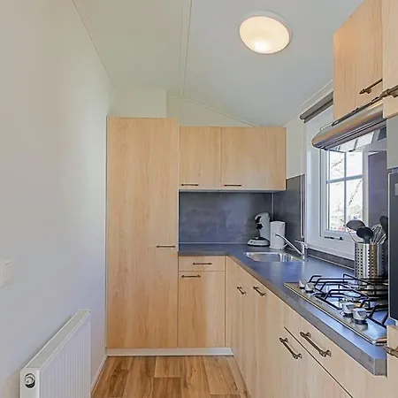 Luttikduin Nr 15 - Aan Zee 木屋