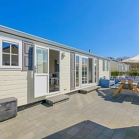 Luttikduin Nr 15 - Aan Zee * Callantsoog